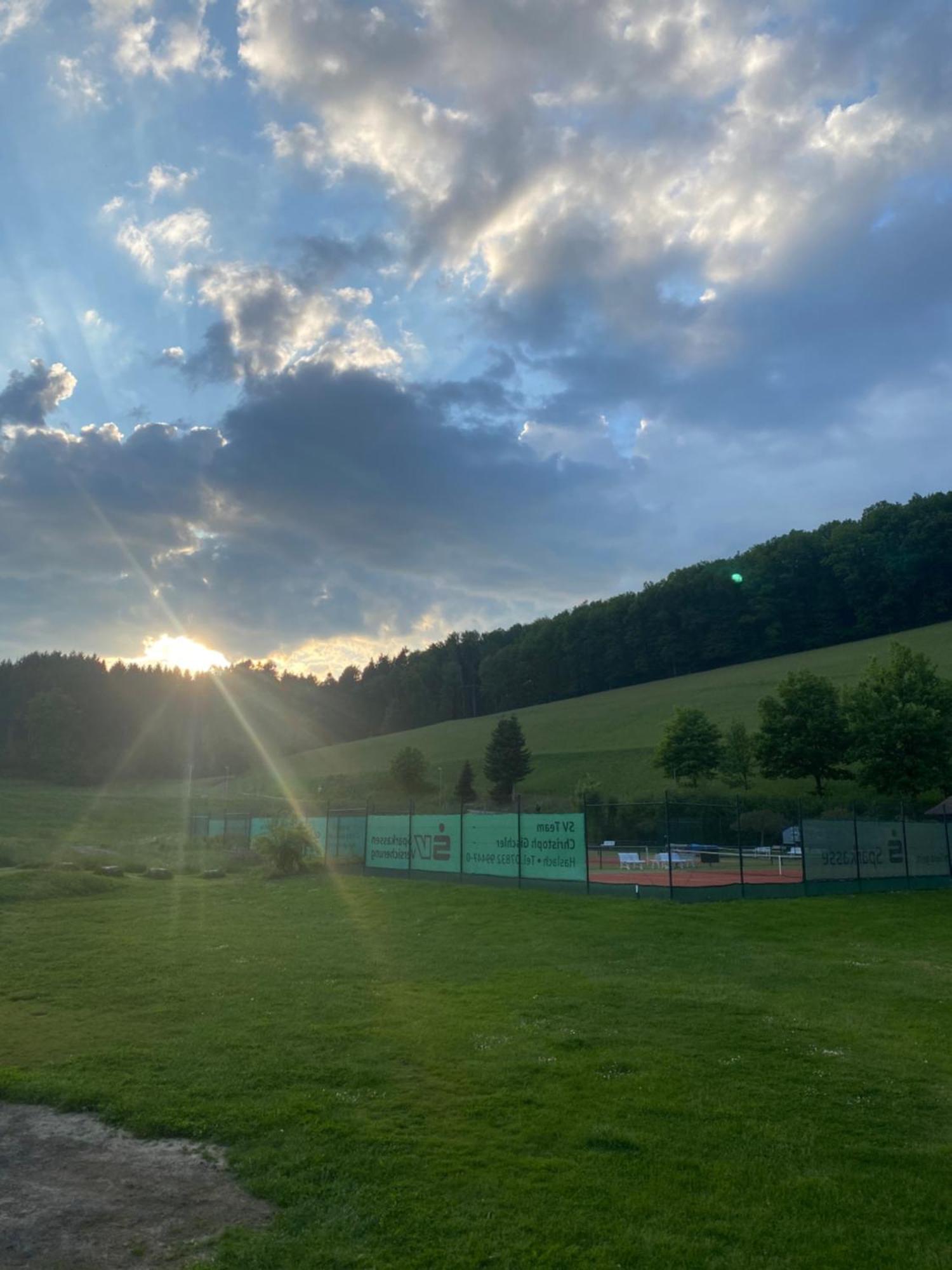 S-Chalet Camping Mit Comfort Im Schwarzwald Steinach  Exterior photo